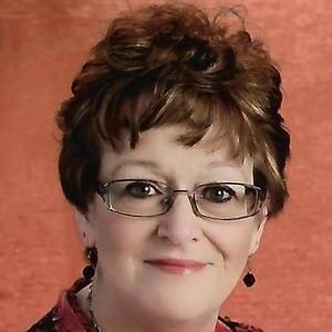 Meet your Posher, Alyce